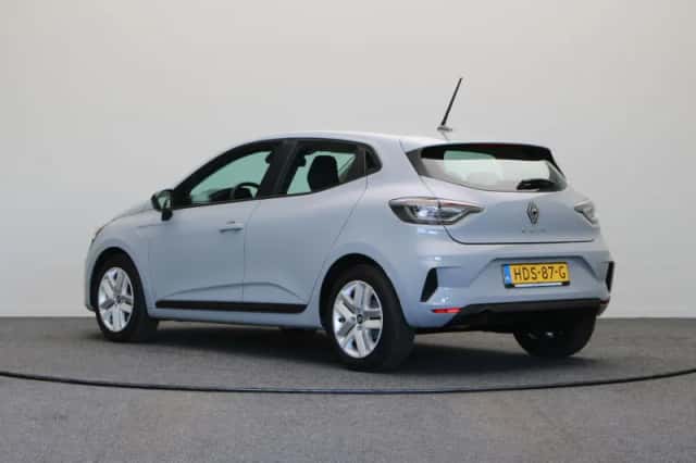 Renault Clio (2025) thumbnail 2