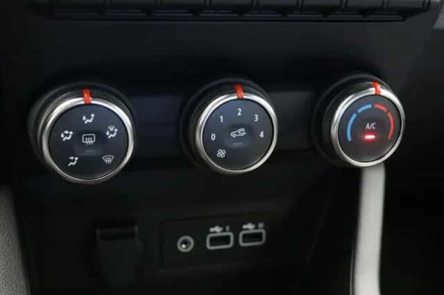 Renault Clio (2025) thumbnail 29
