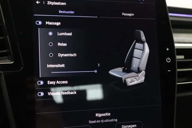 Renault Austral (2024) thumbnail 42