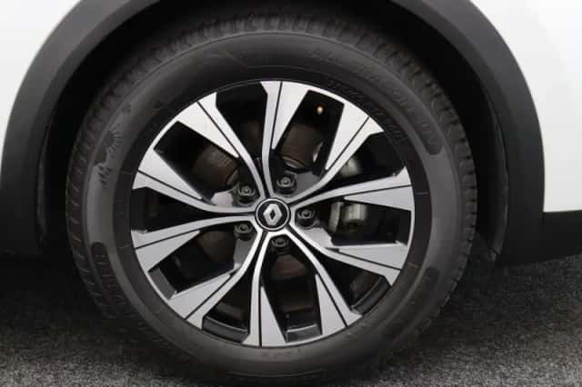 Renault Captur (2024) thumbnail 43