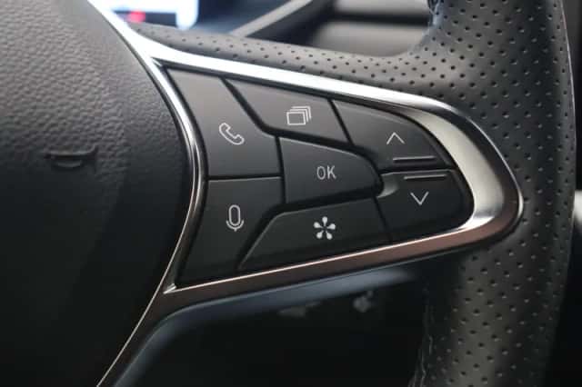 Renault Captur (2024) thumbnail 12