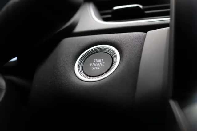 Renault Captur (2024) thumbnail 16