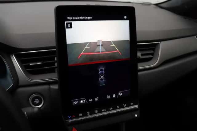 Renault Captur (2024) thumbnail 31