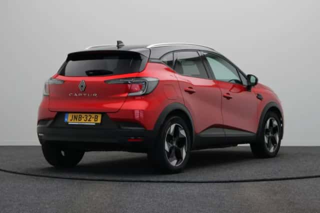 Renault Captur (2024) thumbnail 8