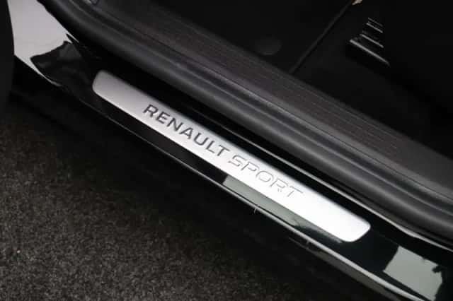 Renault Captur (2021) thumbnail 20