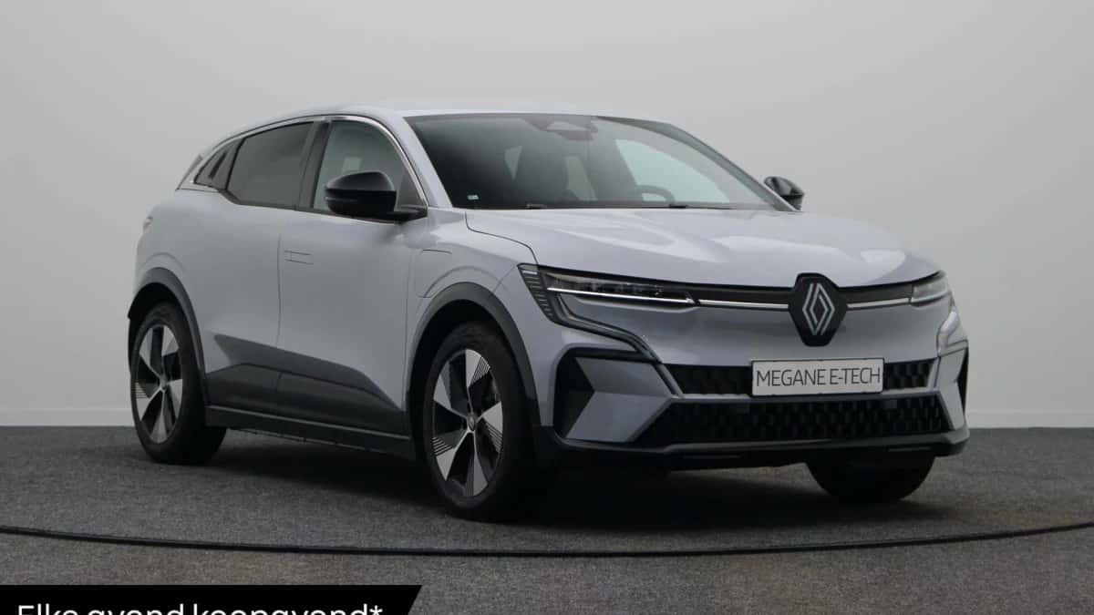 Renault Mégane E-Tech (2025) — foto 1