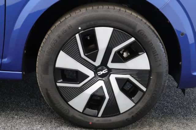Dacia Sandero (2025) thumbnail 37