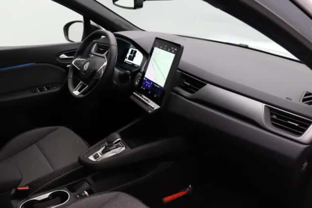 Renault Captur (2025) thumbnail 14