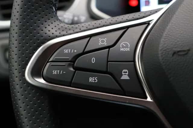 Renault Captur (2025) thumbnail 21