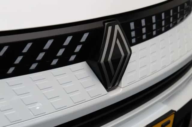Renault Captur (2025) thumbnail 45