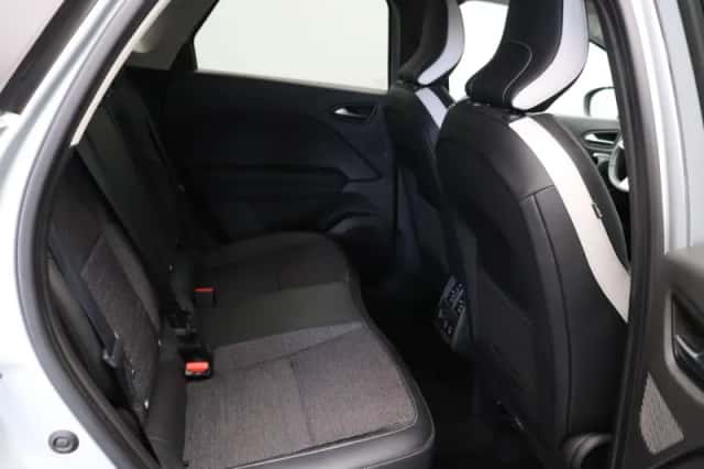 Renault Captur (2024) thumbnail 8
