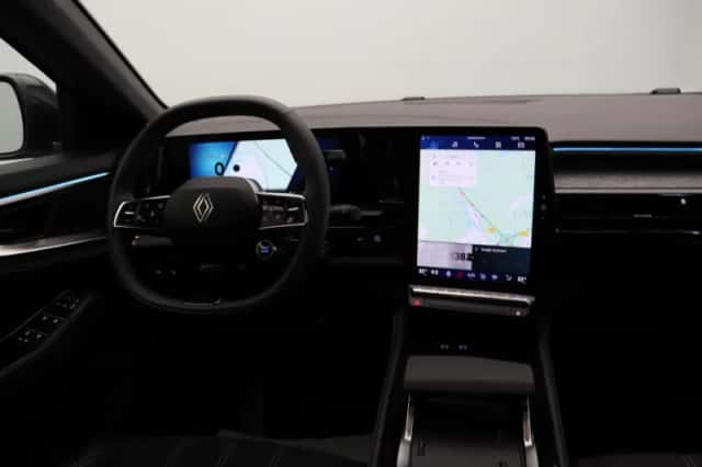 Renault Austral (2025) thumbnail 43
