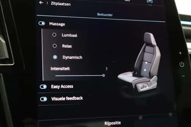 Renault Austral (2023) thumbnail 47