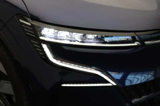 Renault Mégane E-Tech (2024) thumbnail 13