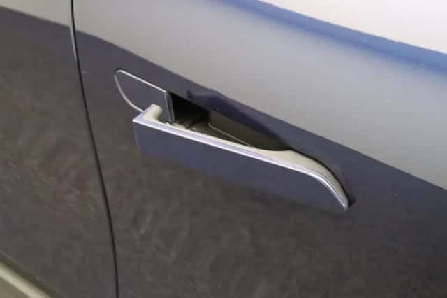 Renault Mégane E-Tech (2024) thumbnail 8