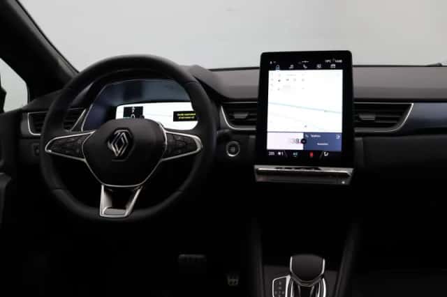 Renault Captur (2025) thumbnail 5