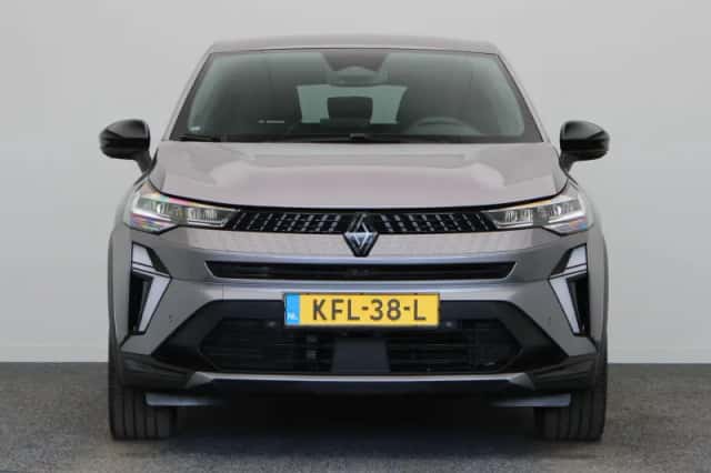 Renault Captur (2025) thumbnail 6