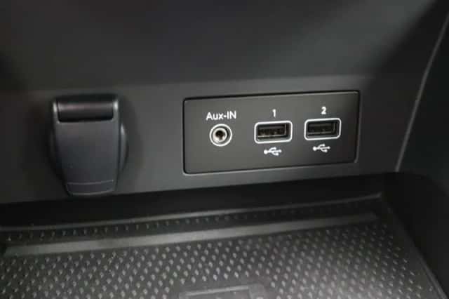 Renault Captur (2022) thumbnail 30