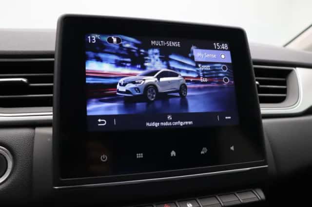 Renault Captur (2022) thumbnail 36