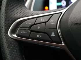 Renault Captur (2025) thumbnail 21
