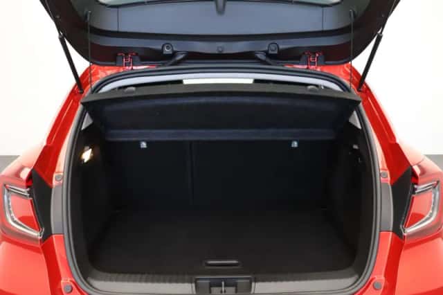 Renault Captur (2022) thumbnail 16
