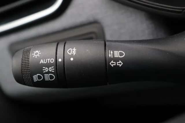 Renault Clio (2024) thumbnail 22