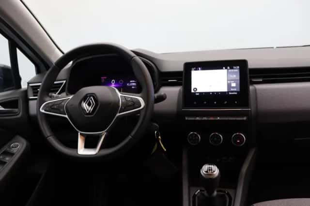 Renault Clio (2024) thumbnail 4