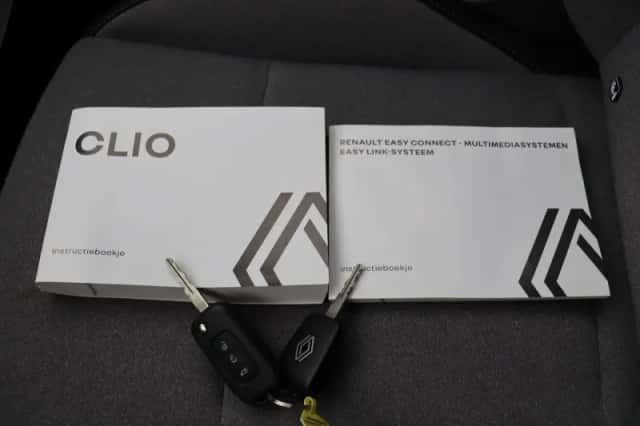 Renault Clio (2024) thumbnail 34
