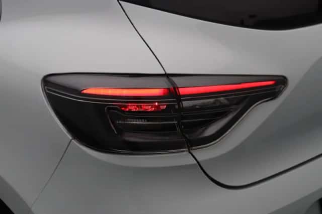 Renault Clio (2024) thumbnail 36