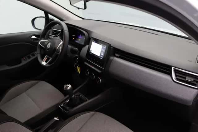 Renault Clio (2024) thumbnail 5