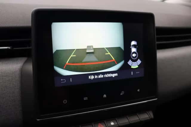 Renault Clio (2024) thumbnail 41