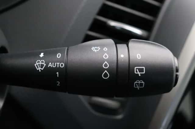 Renault Captur (2014) thumbnail 22