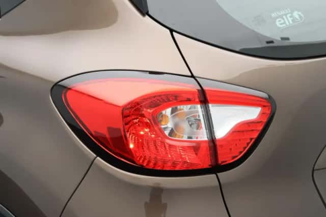 Renault Captur (2014) thumbnail 34