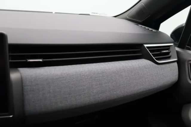 Renault Clio (2024) thumbnail 36