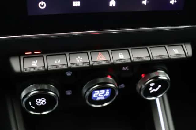 Renault Clio (2024) thumbnail 30