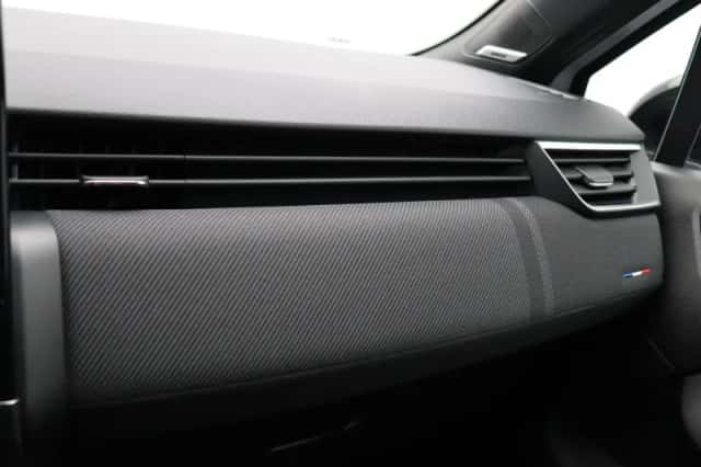 Renault Clio (2024) thumbnail 36