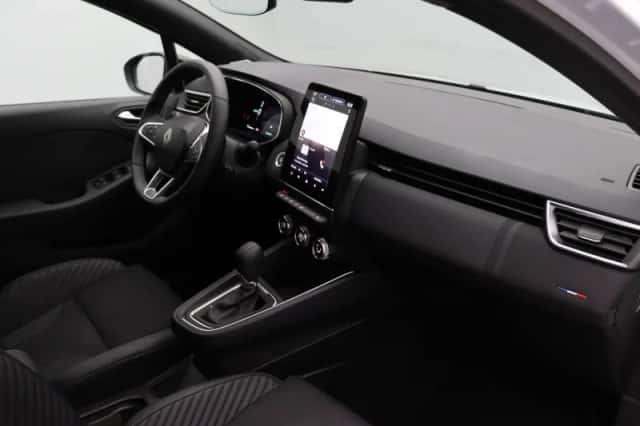 Renault Clio (2024) thumbnail 5