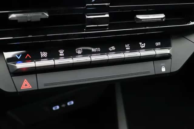 Renault Clio (2026) thumbnail 32