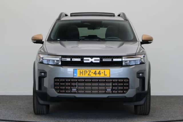 Dacia Bigster (2026) thumbnail 6
