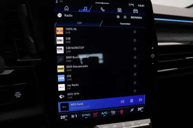 Renault Austral (2025) thumbnail 38
