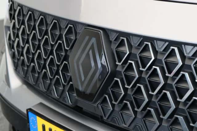 Renault Austral (2025) thumbnail 50