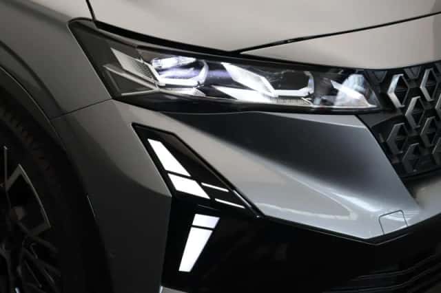 Renault Austral (2025) thumbnail 51