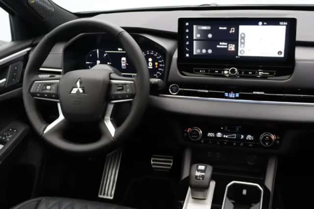 Mitsubishi Outlander (2026) thumbnail 14
