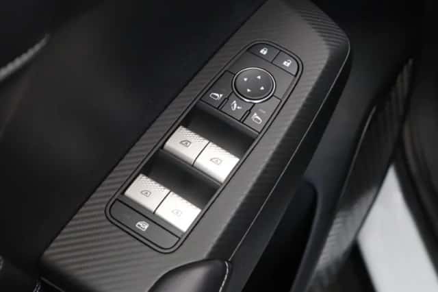 Mitsubishi Outlander (2026) thumbnail 21