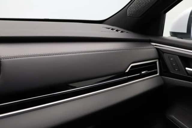 Mitsubishi Outlander (2026) thumbnail 39