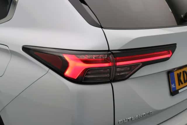 Mitsubishi Outlander (2026) thumbnail 43