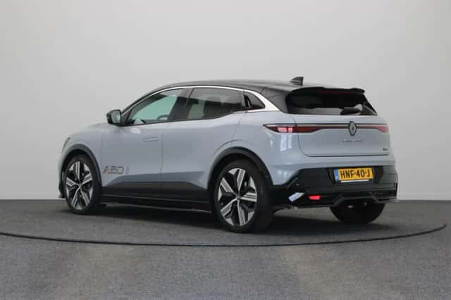 Renault Mégane E-Tech (2025) thumbnail 2