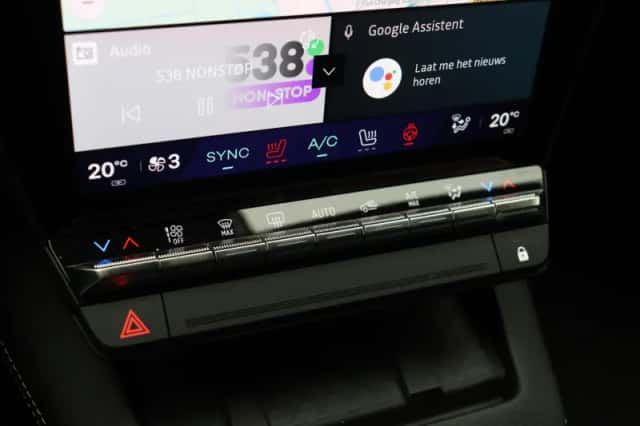 Renault Mégane E-Tech (2025) thumbnail 36