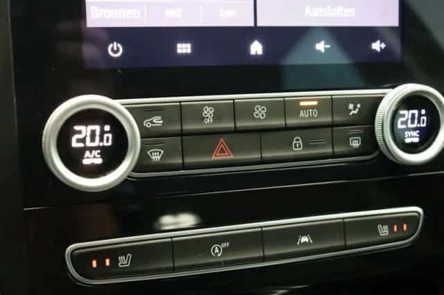 Renault Mégane (2022) thumbnail 32