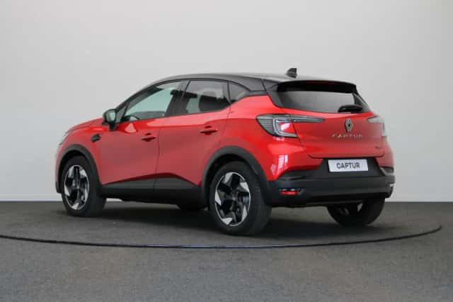 Renault Captur (2026) thumbnail 2
